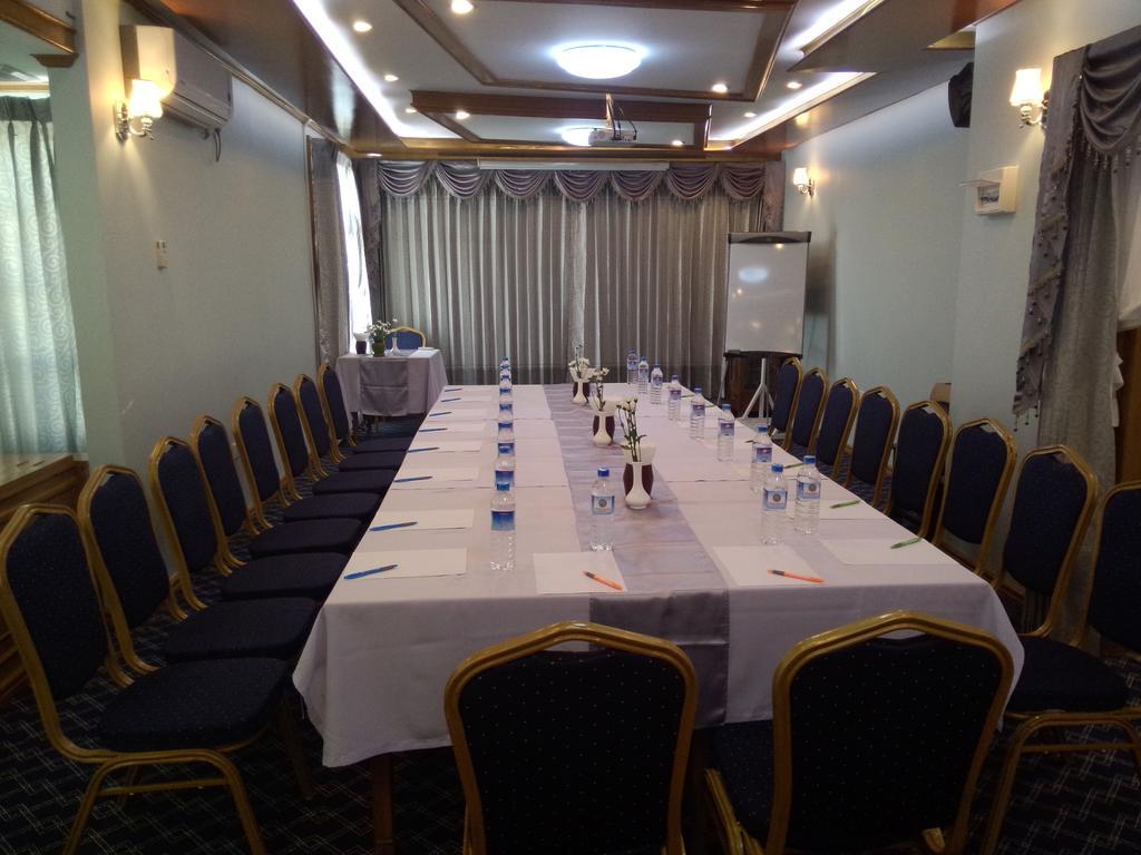 Hotel Dingar Μανταλέι Εξωτερικό φωτογραφία