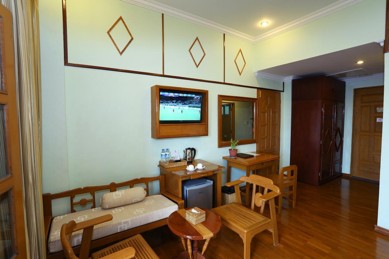 Hotel Dingar Μανταλέι Εξωτερικό φωτογραφία